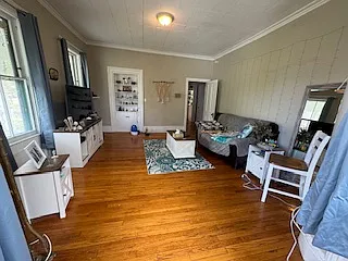 Building Photo - 431 E Seneca St #1
