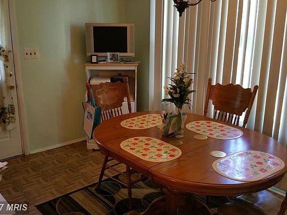 4th image of 3718 Pikeswood Dr
