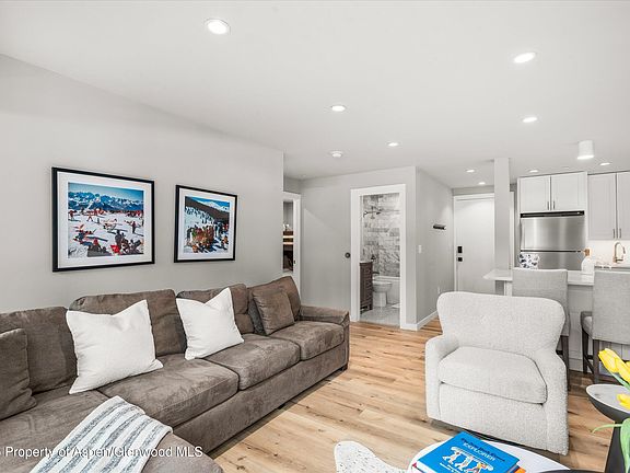 2nd image of 150 Carriage Way #3