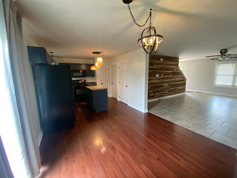 105 Galehouse Rd — Photo 3