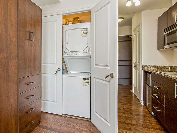 5th image of 429 Kent St #310