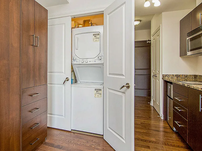 429 Kent St #310 — Photo 5