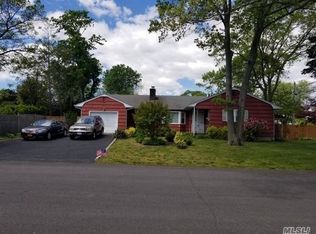 232 Cheltenham Rd, West Babylon, NY 11704