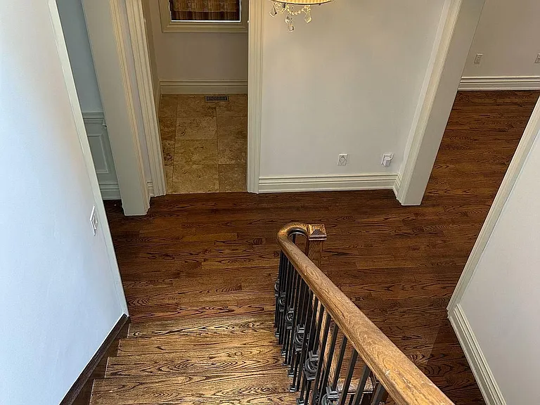 76 Horsham Ave — Photo 32