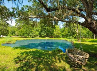 1795 County Road 30, Angleton, TX 77515