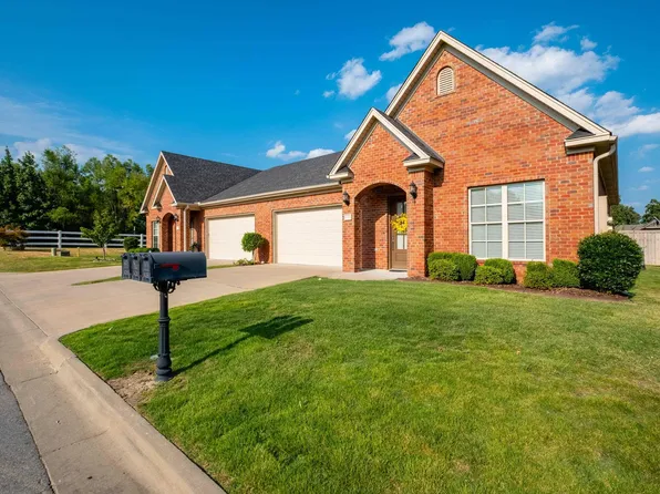426 Valley Ranch Cir, Little Rock, AR 72223