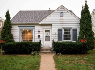 8041 W Lorraine Pl, Milwaukee, WI 53222