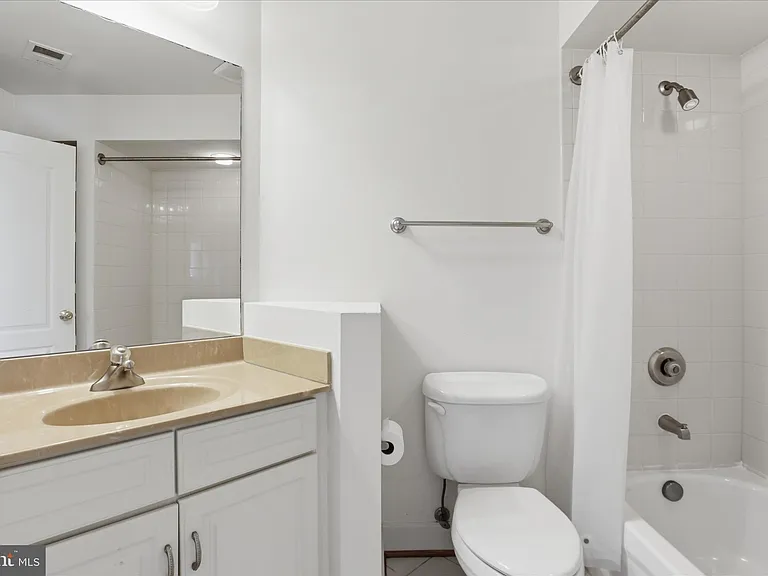 23059 Bronstein Ln — Photo 55