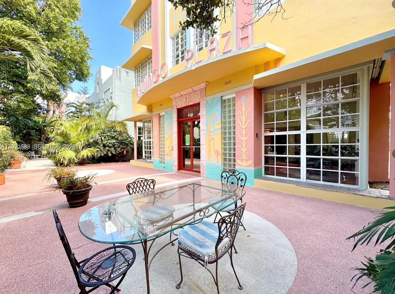 The Flamingo Condo — Photo 2