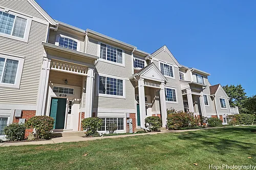 619 Cary Woods Cir Photo 1