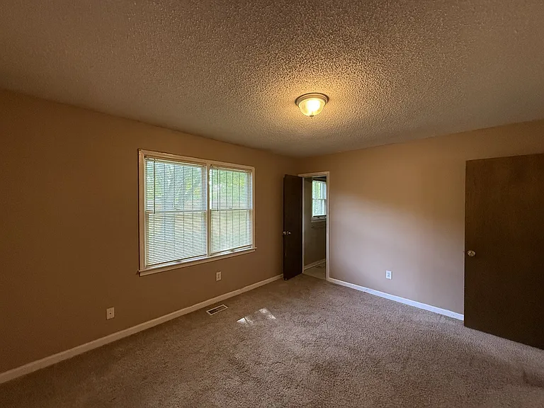1908 Catchings Dr NW — Photo 12