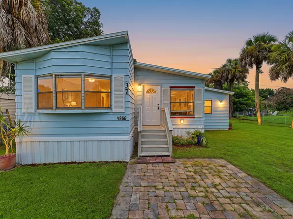 4966 Deanna Lane, Fort Pierce, FL 34946