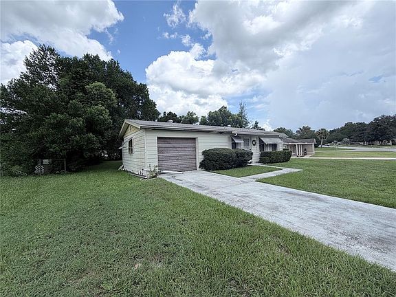 3rd image of 3829 SW 147TH STREET