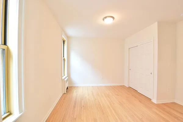 Rented by (Legacy) NY Quality Living Uptown | media 14