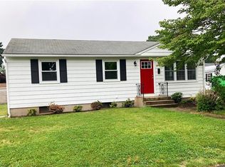 27 Sherwood Ave, West Warwick, RI 02893