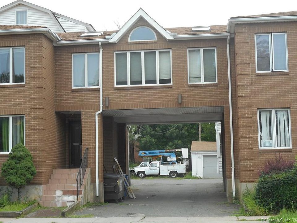 1st image of 563-569 Franklin Ave