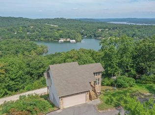 37 Mikayla Dr, Lampe, MO 65681