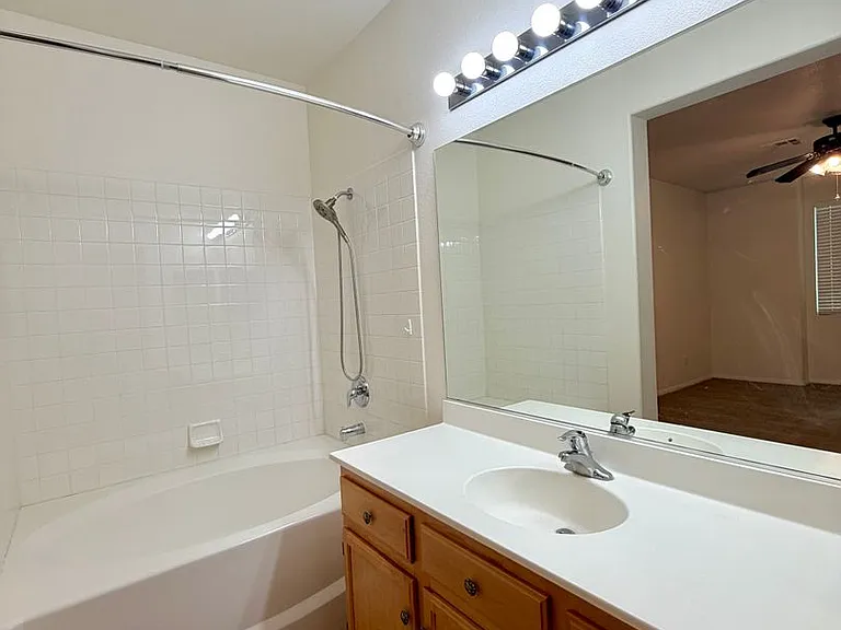 10211 Delray Beach Ave #102 — Photo 34