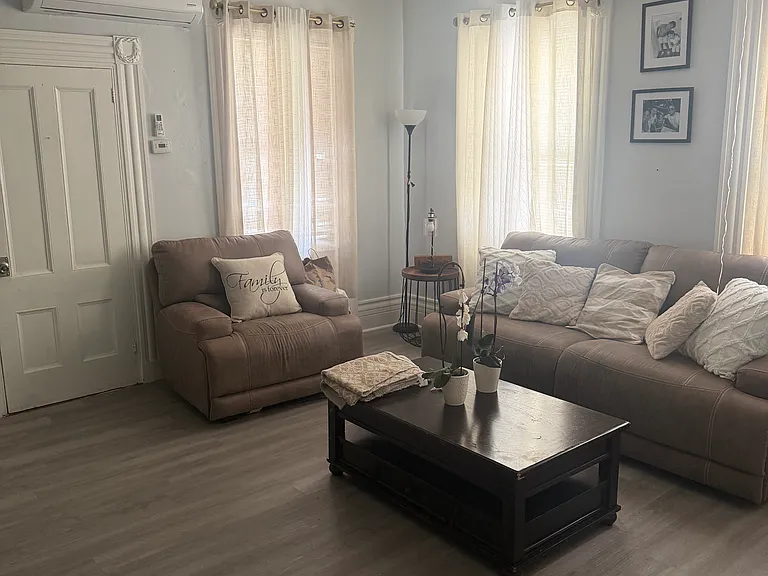 242 Essex St #1 — Photo 15