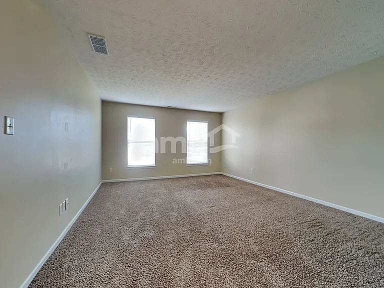 2452 Featherston Ct — Photo 8