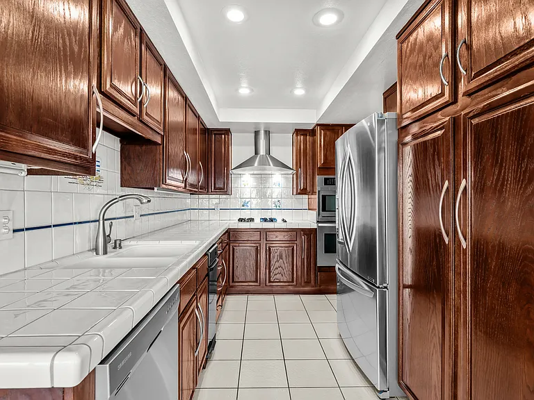 2700 E Panorama Dr #304 — Photo 9