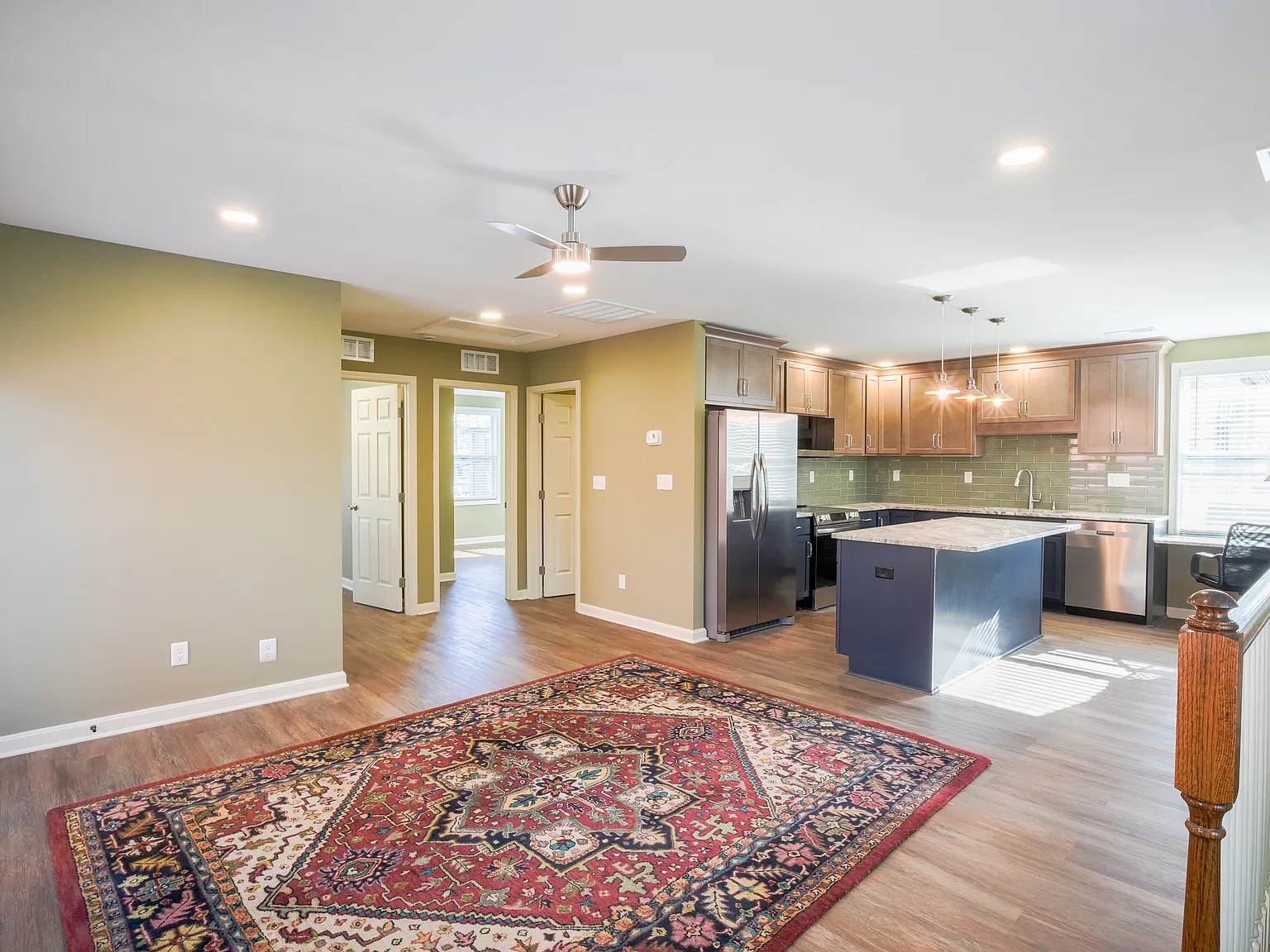 2 bed, 1.5 bath, 1000 sqft, $1,400 — Photo 3