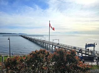 14729 Gordon Ave, White Rock, BC V4B2A6