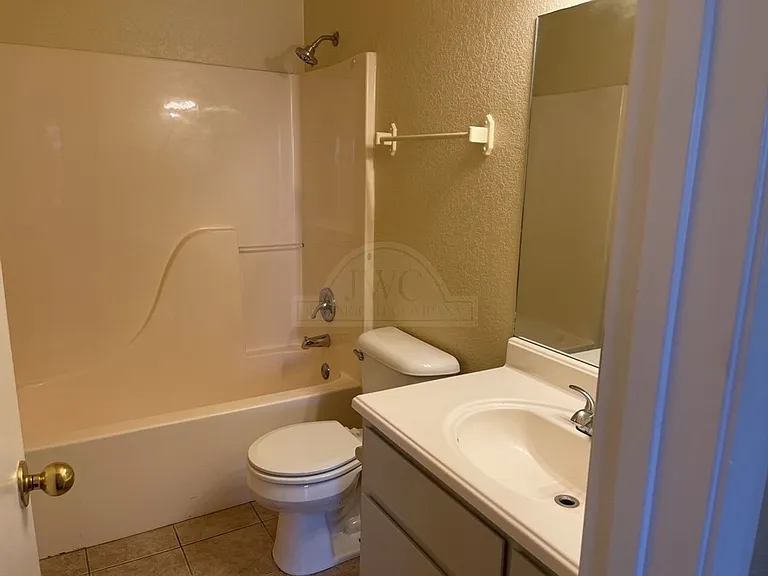 2005 Agate Dr — Photo 11