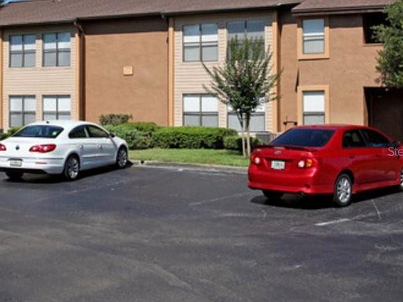 2nd image of 3019 Antique Oaks Cir APT 121