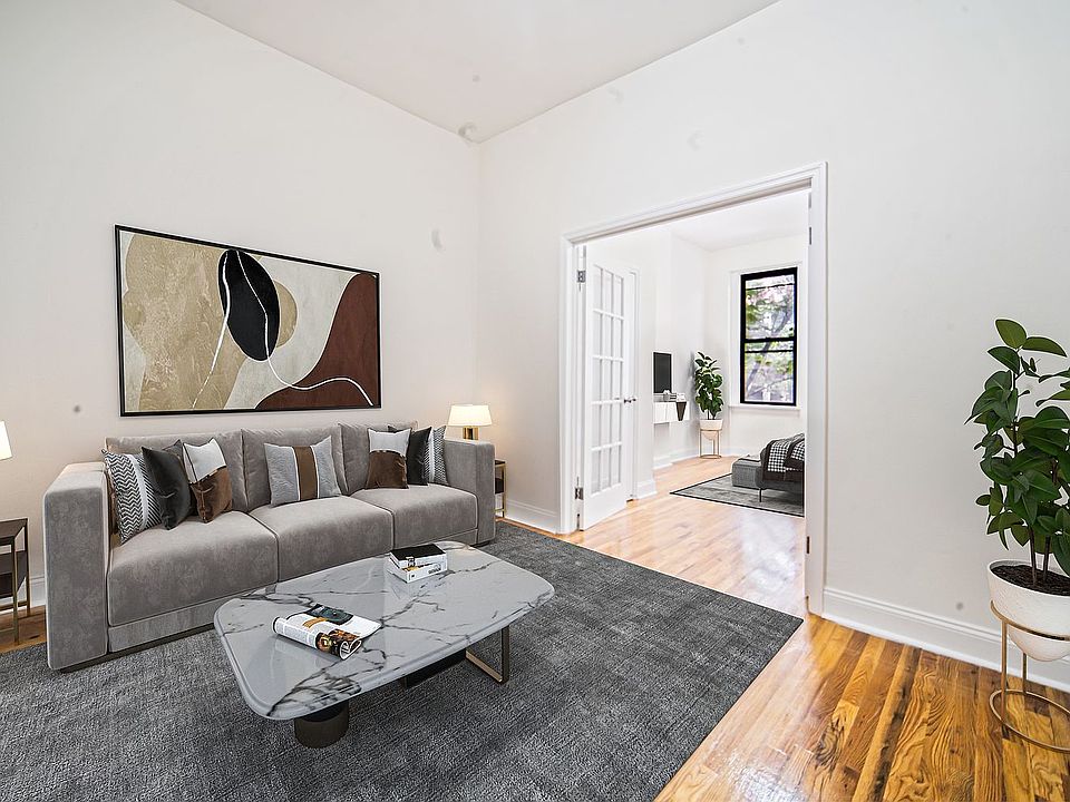 1st image of 209 E 76th St #2C