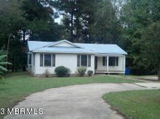 1033 Lost Horse Rd, Meridian, MS 39305
