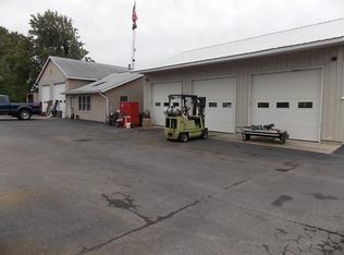 10 Guideboard Rd, Waterford, NY 12188