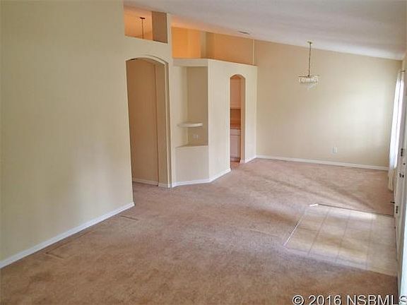 4th image of 3034 Silver Palm Dr
