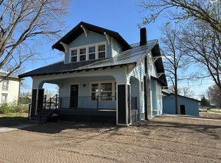 815 Lincoln Ave, Hebron, NE 68370