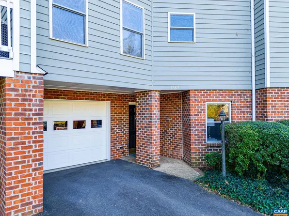 1286 Chatham Rdg, Charlottesville, VA 22901