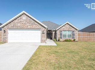 4812 W Monaco Bnd, Fayetteville, AR 72704