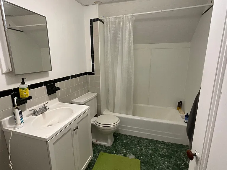 7 Forest St #4 — Photo 6