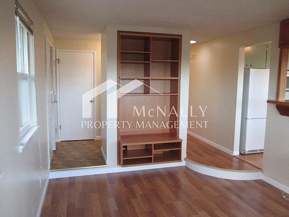 5th image of 5002 N 39th St