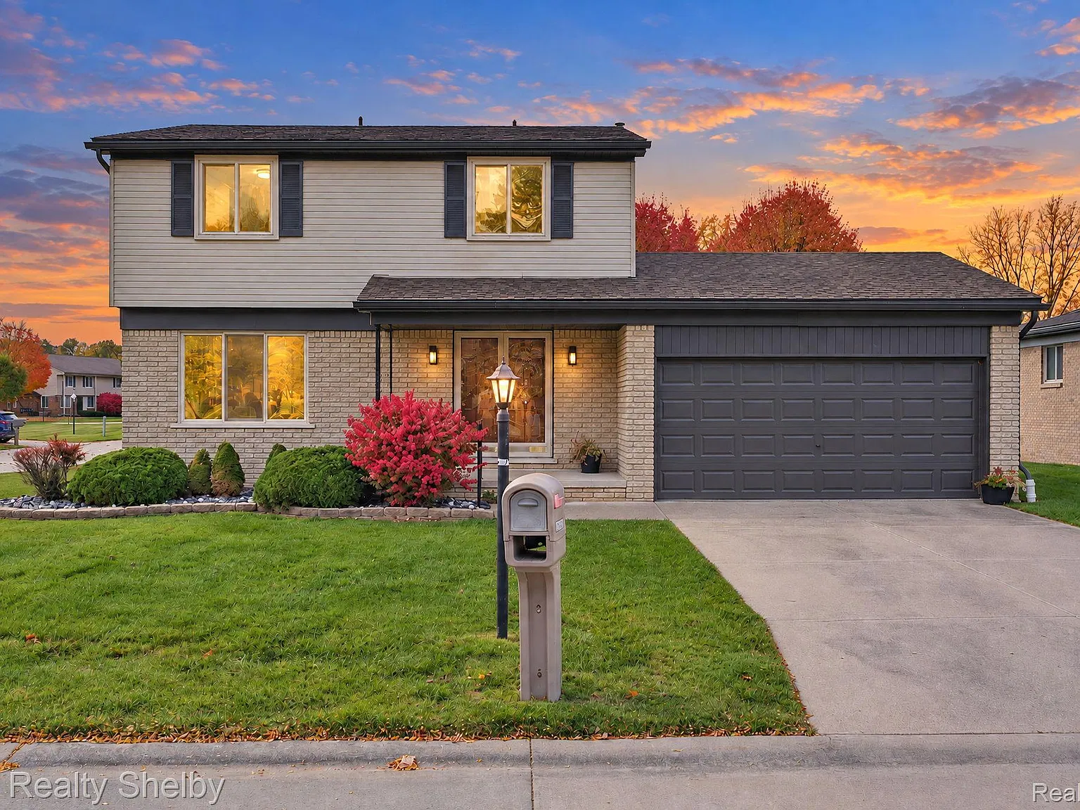 3 bed, 3.0 bath, 1752 sqft, $2,850 — Photo 1