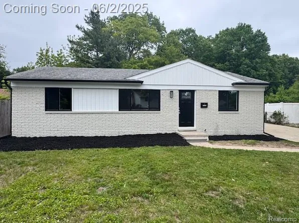 25358 Statler St, Taylor, MI 48180