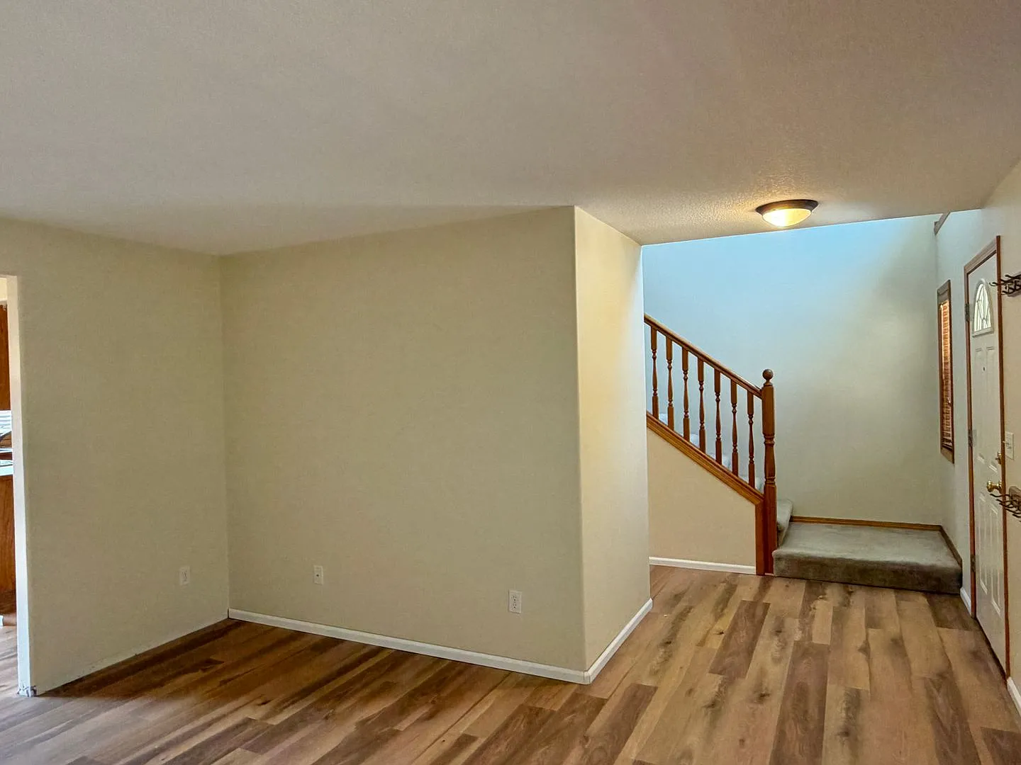 Great Home on Culdesac — Photo 4
