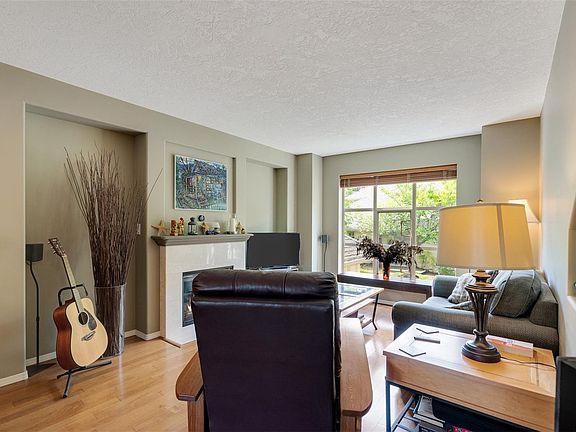3rd image of 510 Marsett Pl #102