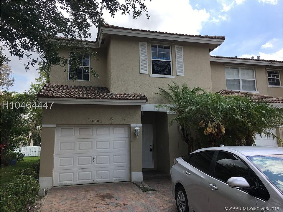 1st image of 4020 NW 91st Ter