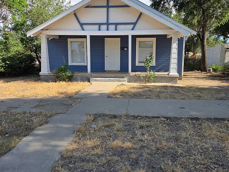 1102 W Arroyo Ave — Photo 8