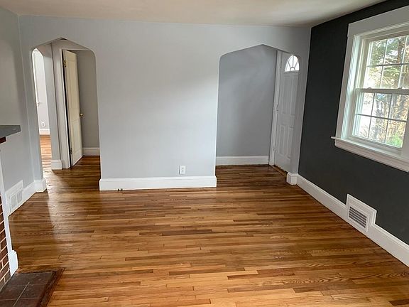4th image of 638 Eastern Ave #0