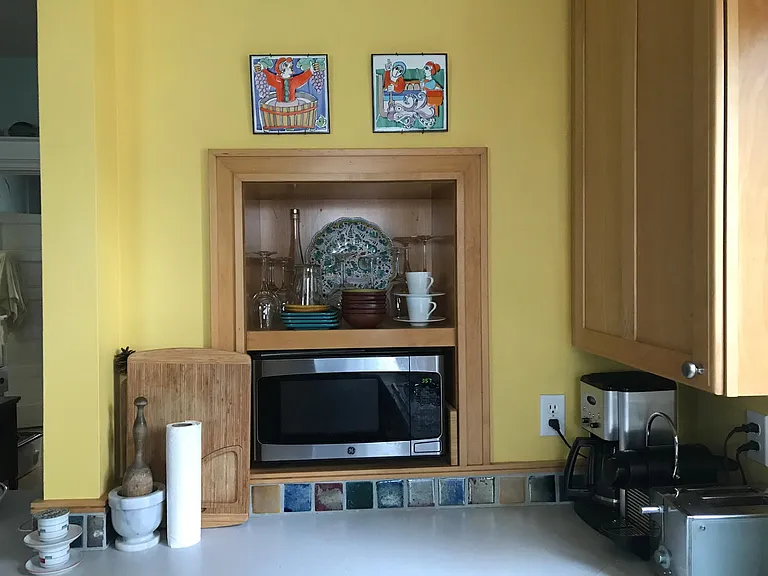2328 Willard Ave — Photo 10