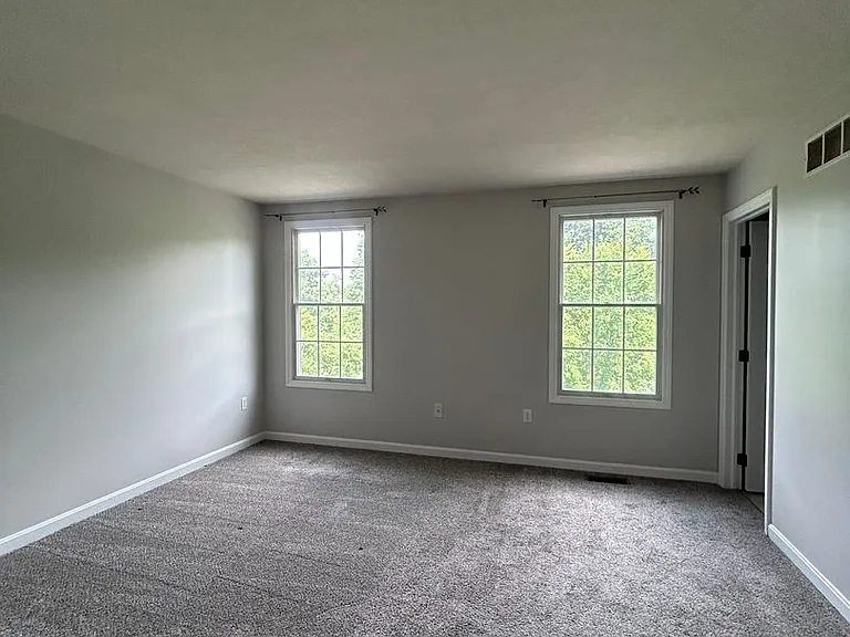 1-114 Castleview Dr — Photo 15