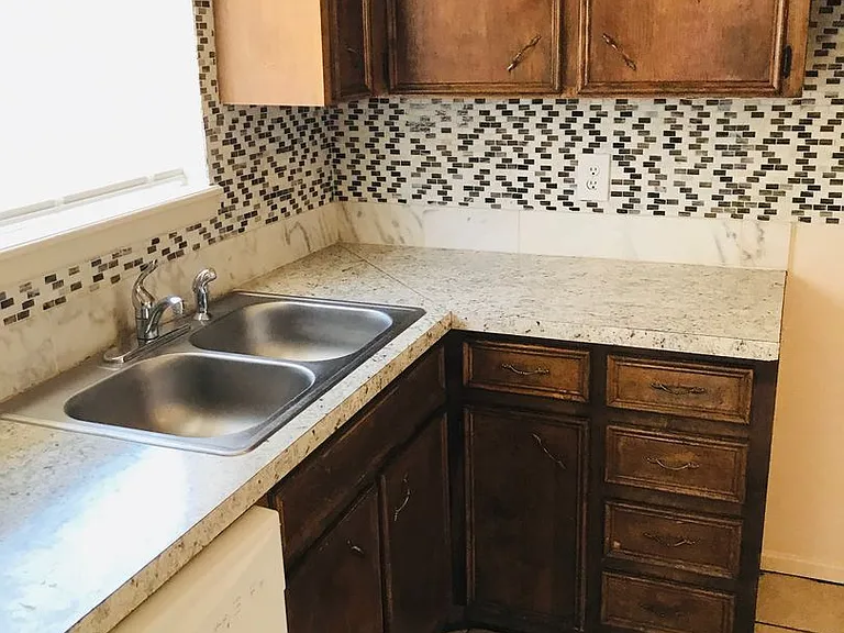 2601 E Sunset Cir #B — Photo 1