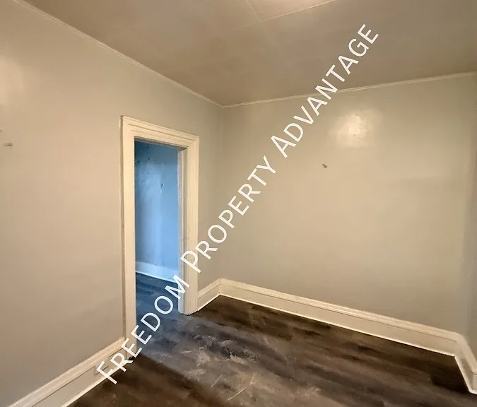 224 N Main St #7 — Photo 11