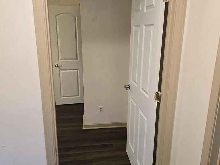 346 Blackburn Ave — Photo 14
